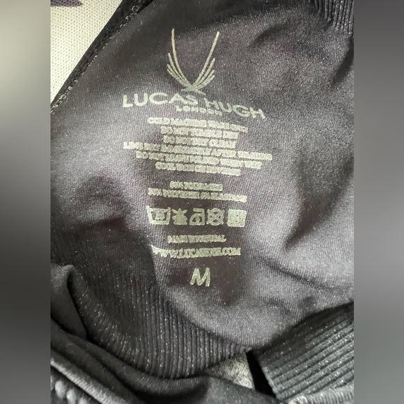 Bundle: Lucas Hugh 🇬🇧 Athleisure - Picture 4 of 7